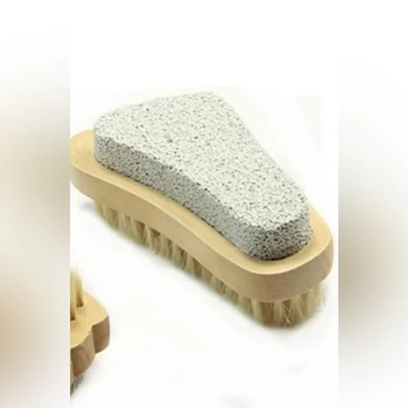 NWOT soft brush to clean nails,foot brush - Picture 1 of 5